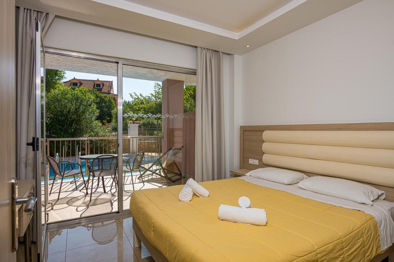 Caretta Beach Resort & Waterpark Kalamáki Kültér fotó