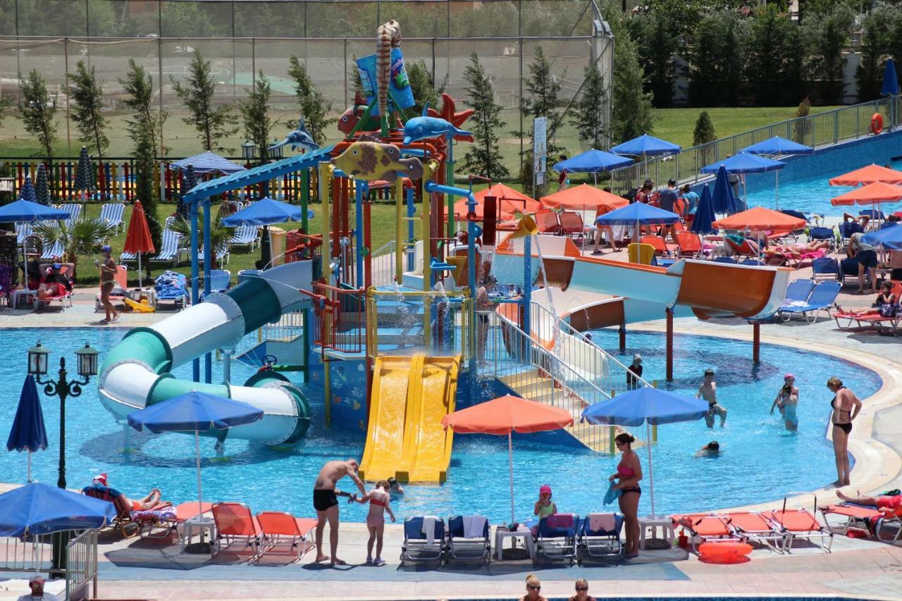 Caretta Beach Resort & Waterpark Kalamáki Kültér fotó