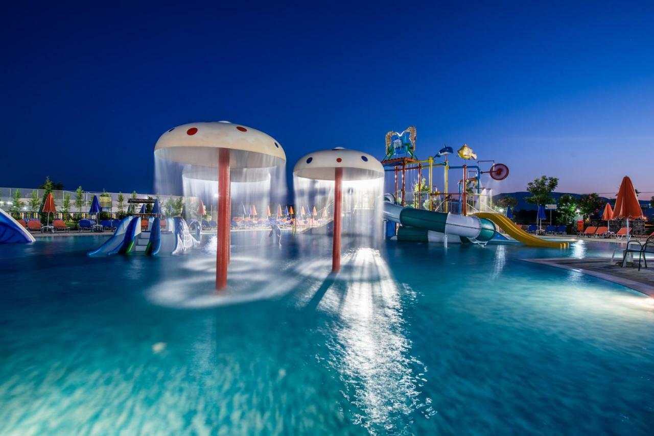 Caretta Beach Resort & Waterpark Kalamáki Kültér fotó